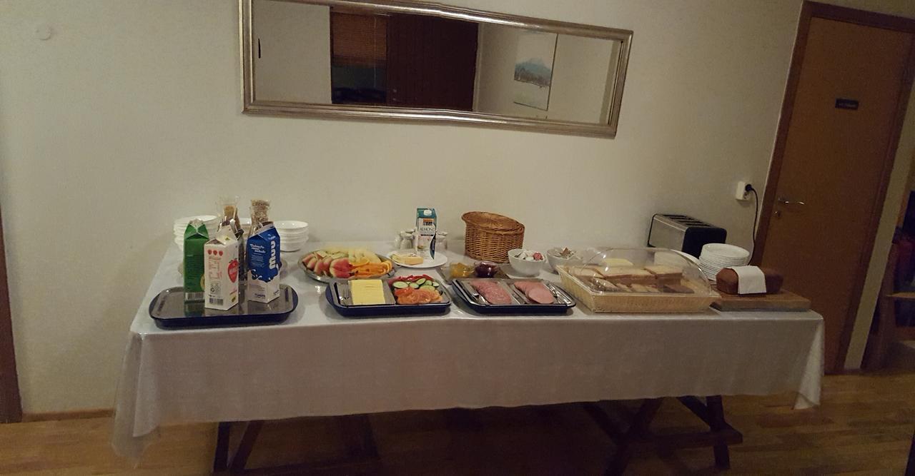 Guesthouse Leirubakki Asolfsstathir Екстериор снимка